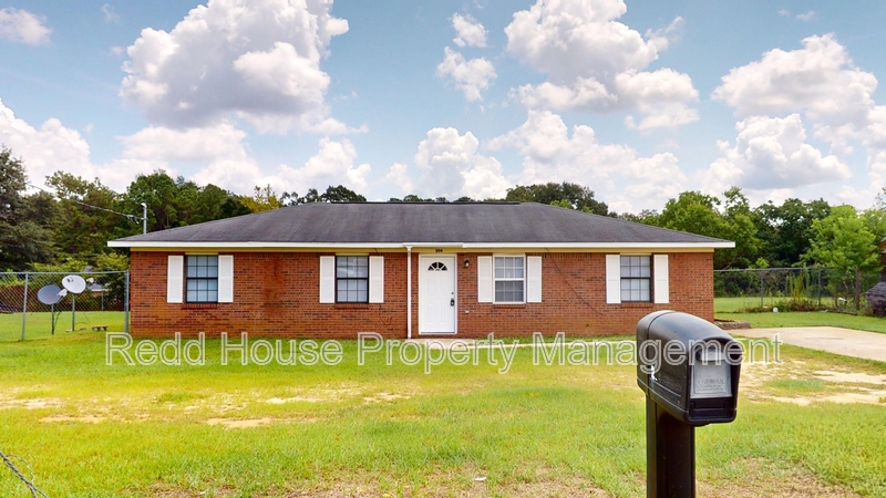 Enterprise House: 204 Lowery Street