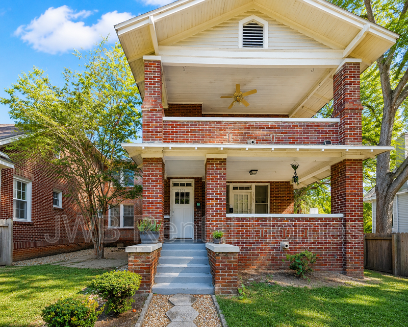 Jacksonville Condo: 2305 College St