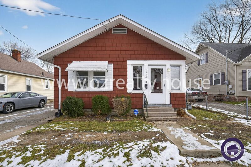 Toledo House: 4336 Garden Park