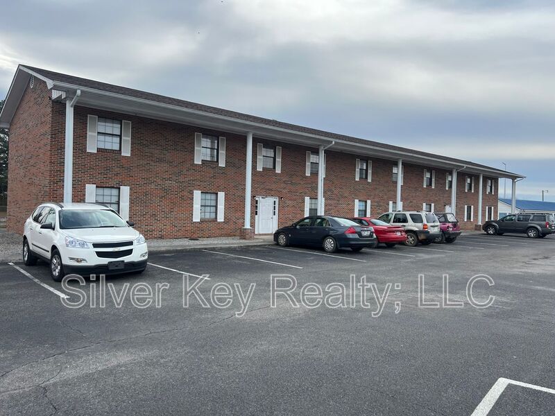Madisonville Condo: 823 Englewood Road