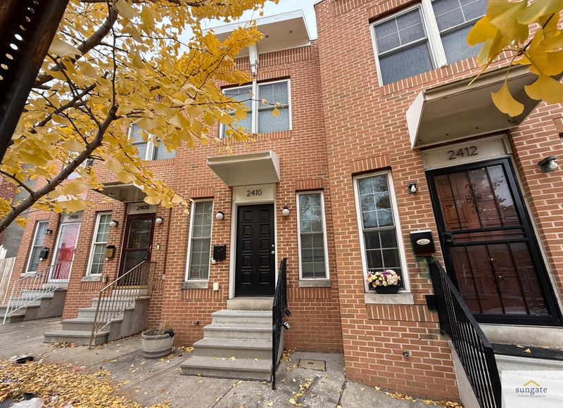 Baltimore Townhome: 2410 E Fayette St