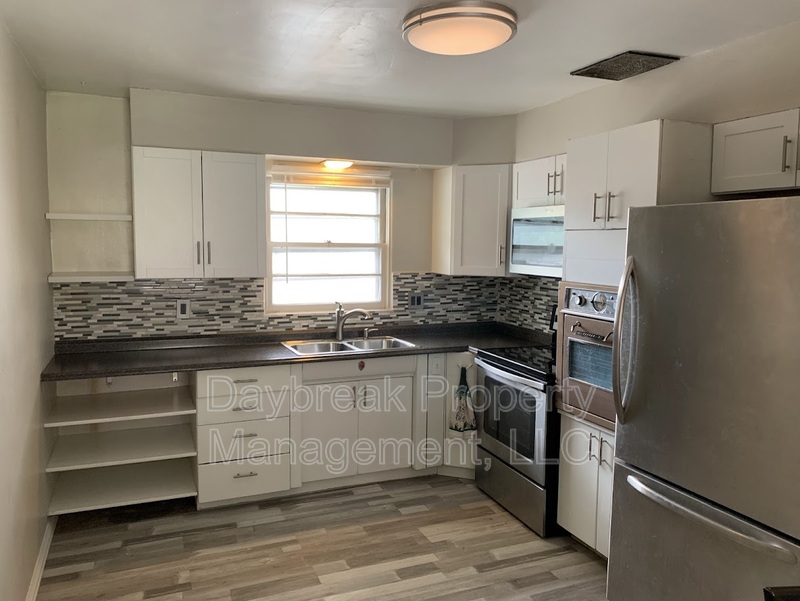 Fargo Condo: 1205 11 1/2 Street North