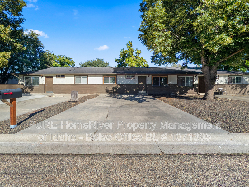 Caldwell Condo: 104 N Homedale Ave