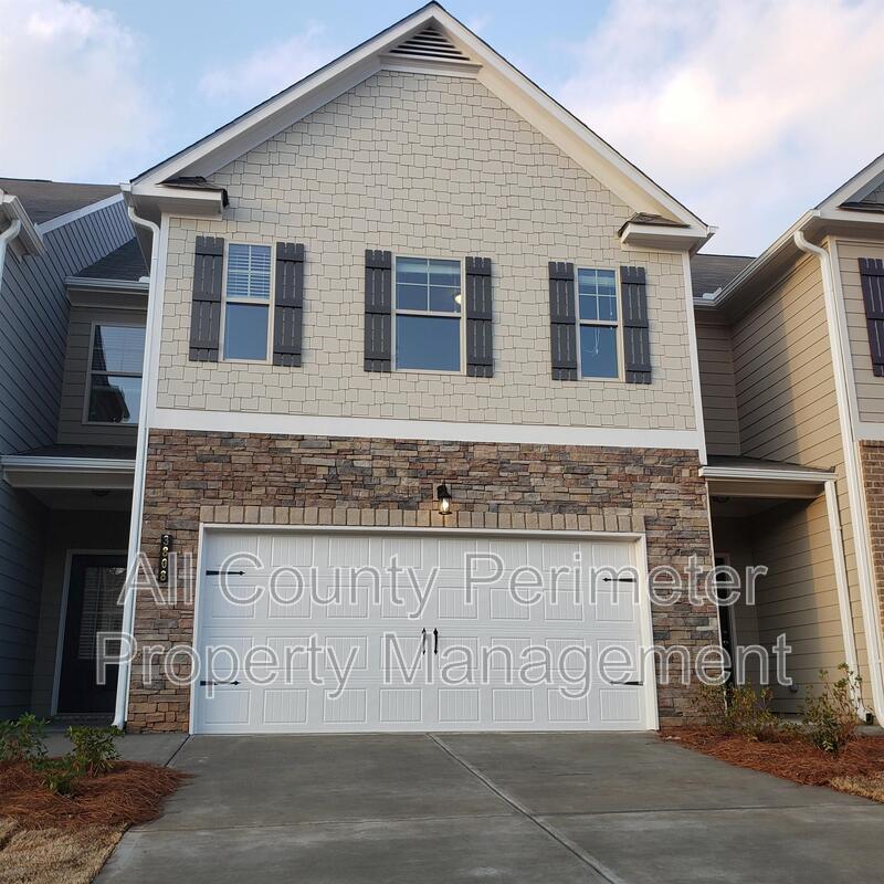 Oakwood Townhome: 3808 Prospect Point Dr
