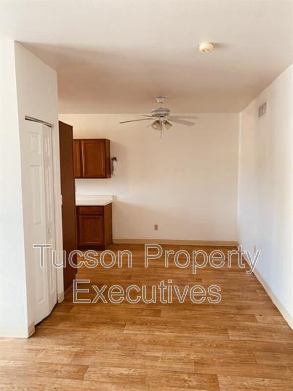 Tucson Condo: 20 E. Mills Dr. Unit 2
