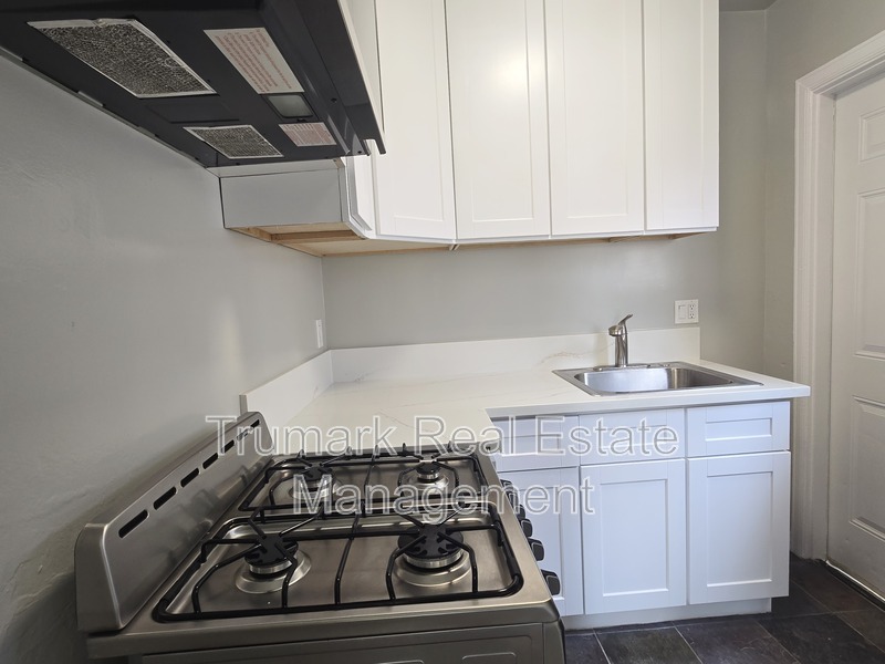 Glendale Condo: 429 W Garfield Ave