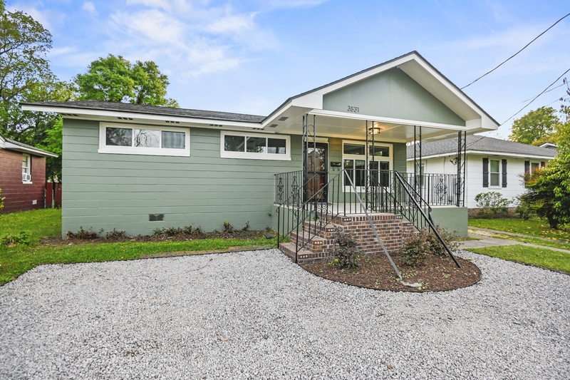 North Charleston House: 3831 Hottinger Avenue