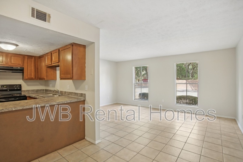 Jacksonville Condo: 7201 Arlington Expy