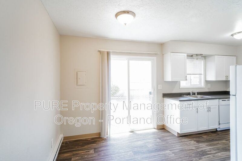 Portland Condo: 1313 SE 130th Ave.