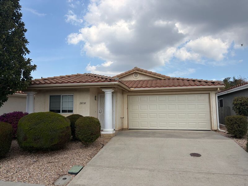 Menifee House: 28138 Bavaria Drive