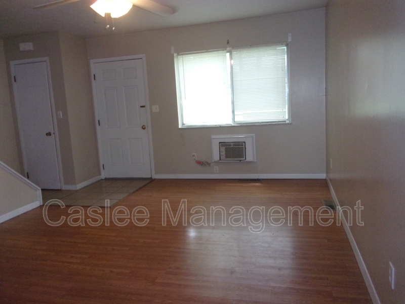 Stow House: 476 Laurel Drive