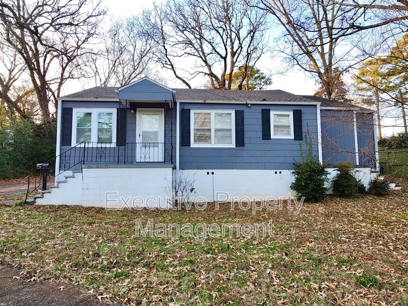 Birmingham House: 120 Roebuck Drive