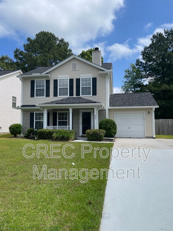 Ladson House: 204 Two Pond Loop