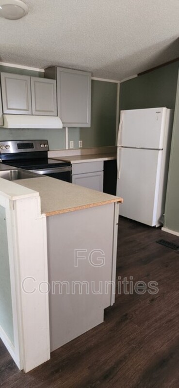 Asheville House: 12 Glimmer Dr