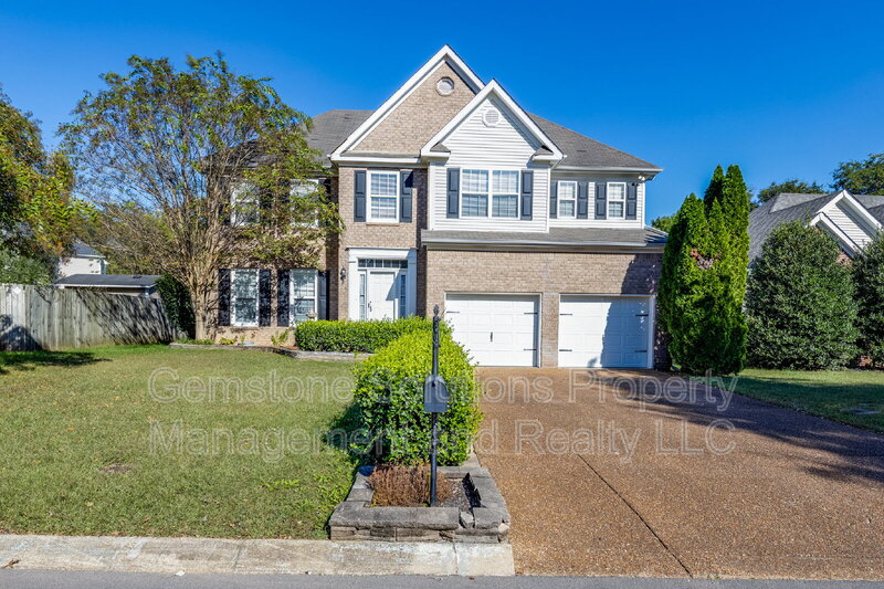 Thompson's Station House: 1035 Watauga Court