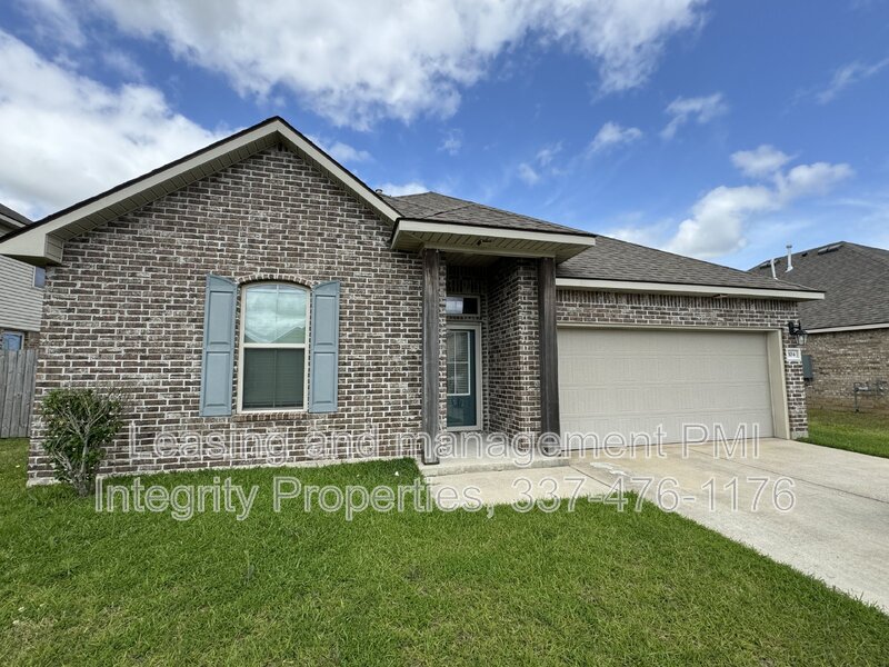 Youngsville House: 104 Garden Oaks Ave