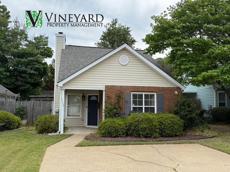 Woodstock House: 1110 Rook Place