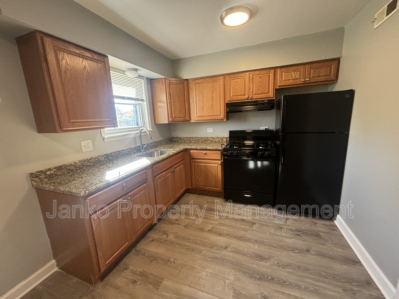 Chicago Heights Condo: 392 Hickory St