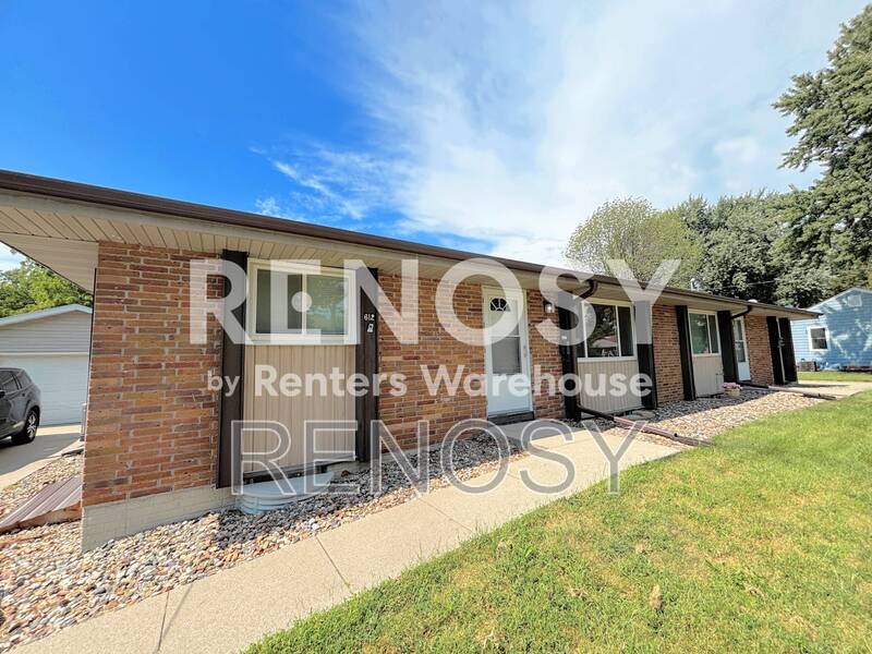 Ankeny Condo: 612 SW Des Moines St