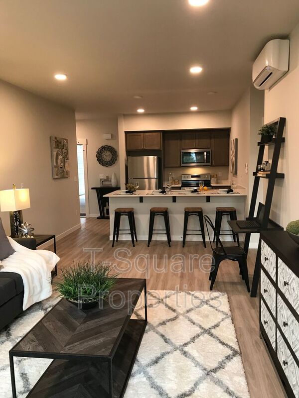 Mill Creek Condo: 4124 148th St SE