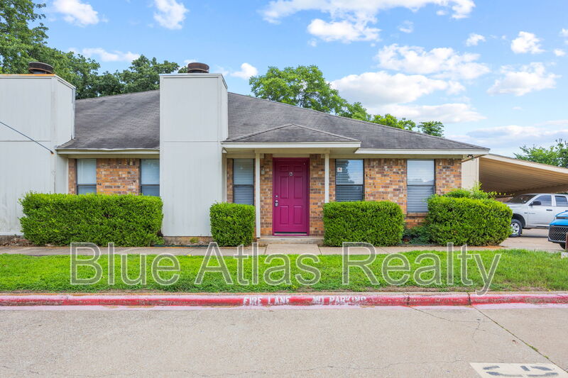 Irving House: 916 Hilltop Drive - A