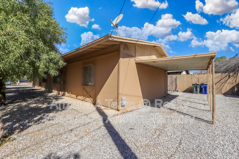 Tucson House: 3002-3004 N Sparkman Blvd