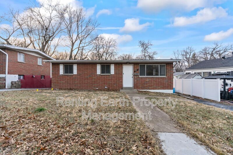 Saint Louis House: 801 Thomas Ave