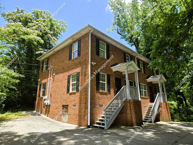 4 Bedroom House – 1687 Thoms Dr NW #1, Atlanta, GA