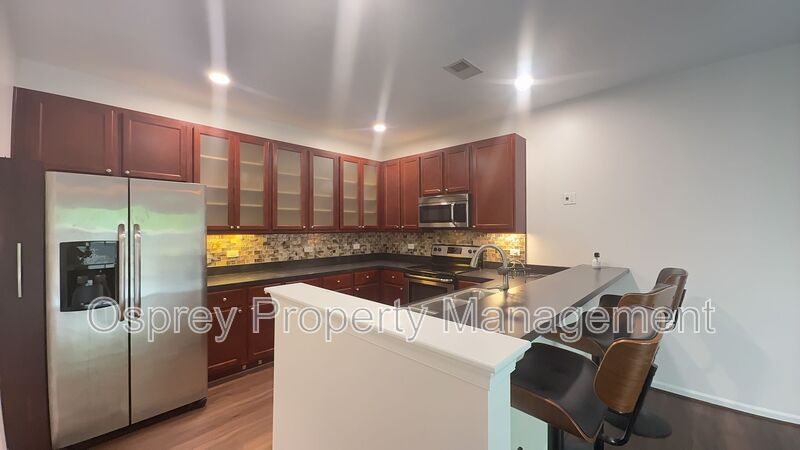 Recently Renovated 3-Bedroom Condo in The Grove at the Arboretum - Photo 2