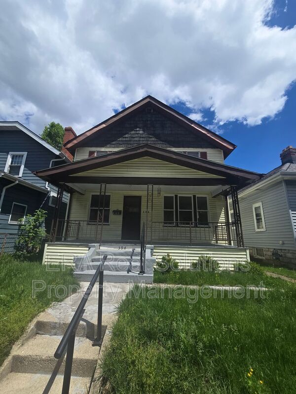 Columbus House: 394 South Guilford Ave