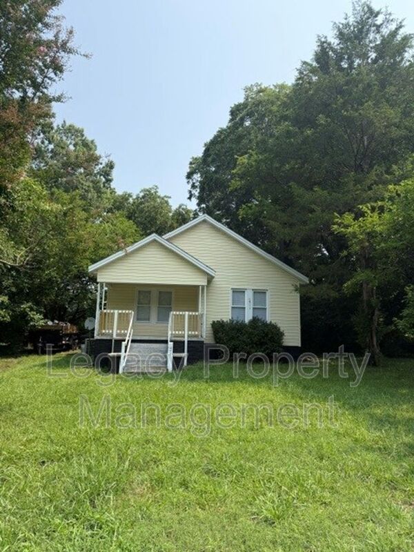 Burlington House: 1511 Albright Avenue