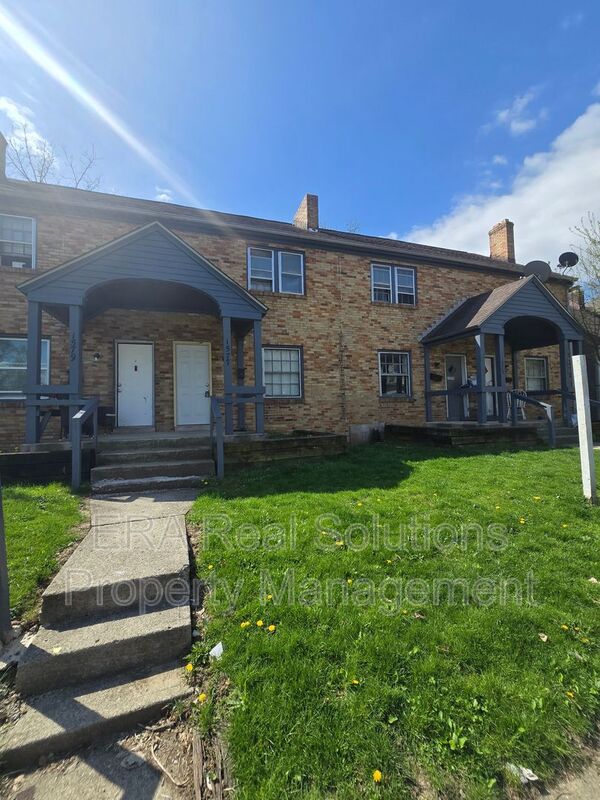 Columbus Condo: 1575 Cordell Ave