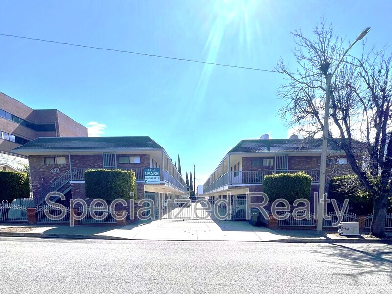 Burbank Condo: 342 E. Providencia Avenue