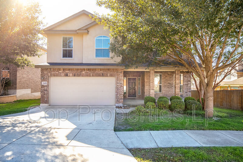 San Antonio House: 12638 Red Maple Way