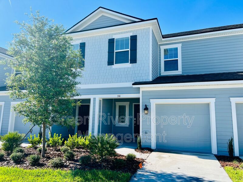 Jacksonville House: 316 Anthony Dr