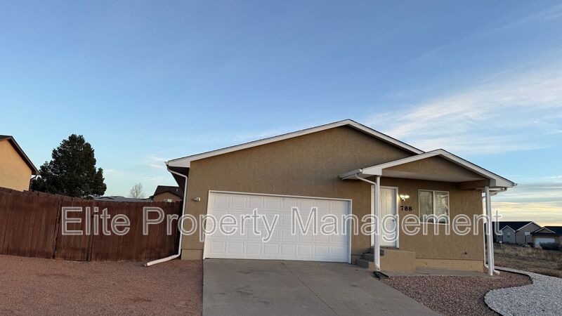 Pueblo West House: 788 S. Knox Dr