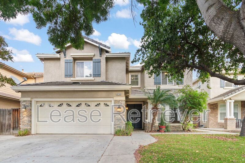 Tracy House: 4244 Lindsey Ln