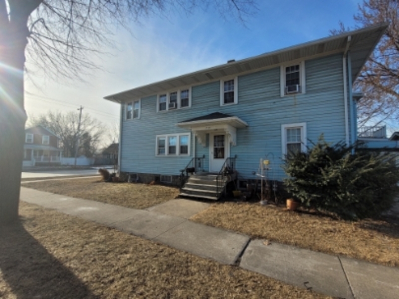 Green Bay Condo: 701 North Chestnut Avenue