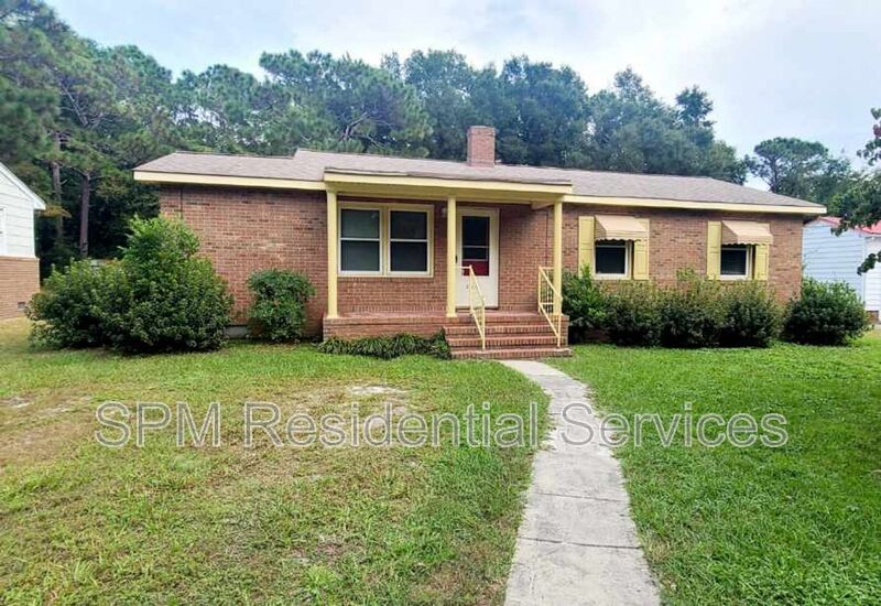 Wilmington House: 234 Oakcrest Dr