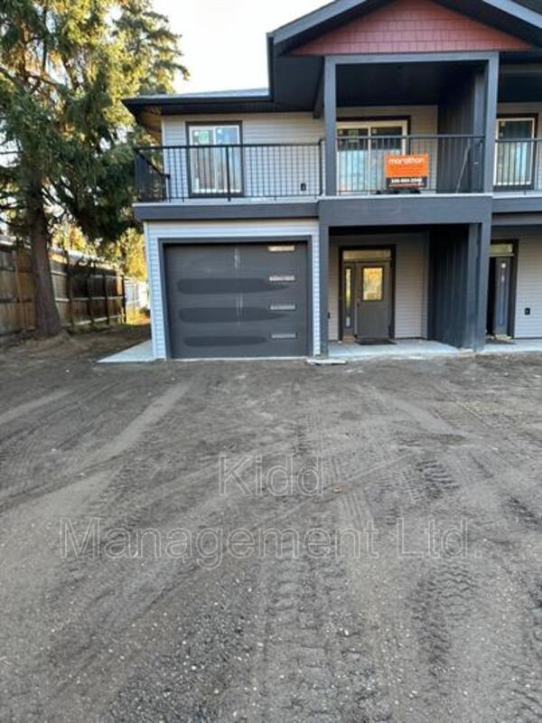 Prince George House: 6936 Langer Crescent A