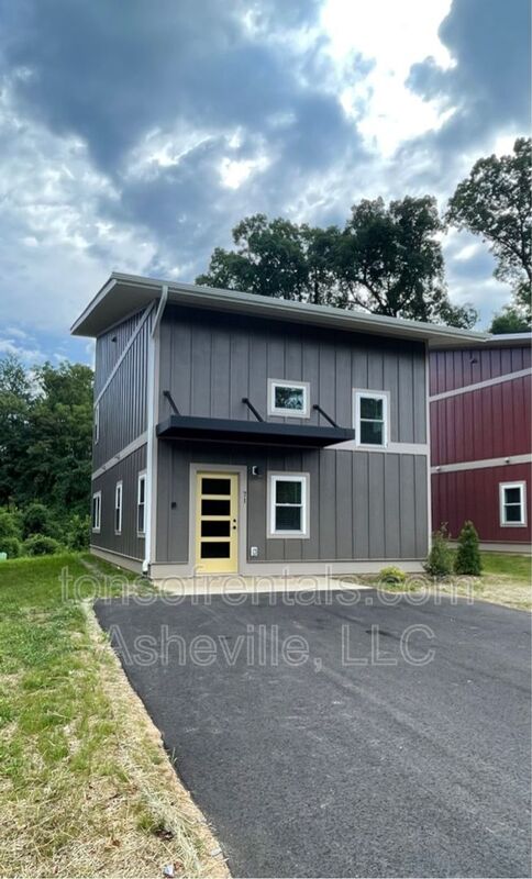 Asheville House: 71 East Street