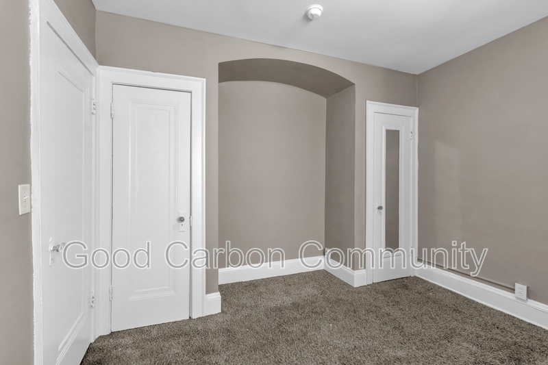 Buffalo Condo: 1016 Amherst St