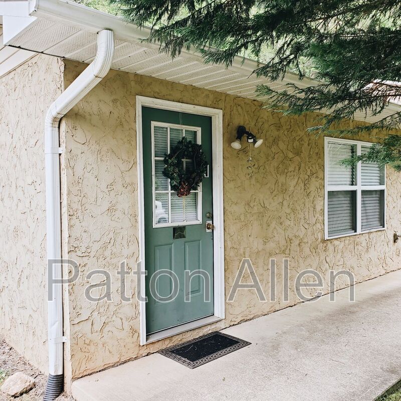 Cullowhee Condo: 77 Pincushion Lane