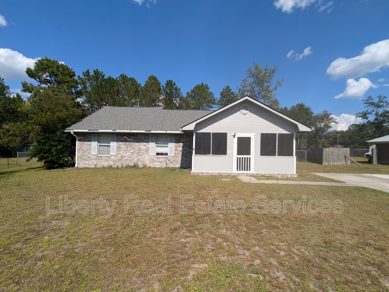 Hinesville House: 67 Rosebud Ct