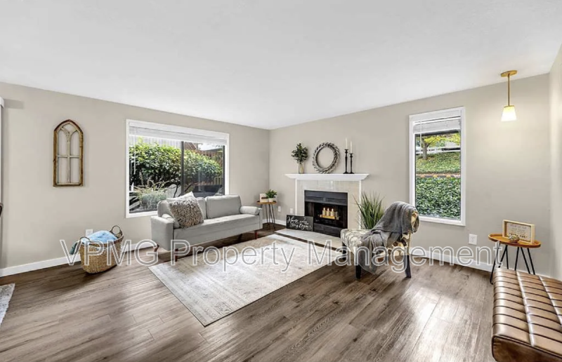 Vancouver Condo: 1504 NE 72nd St