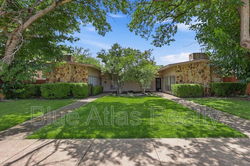 Dallas House: 13424 Blossomheath Lane