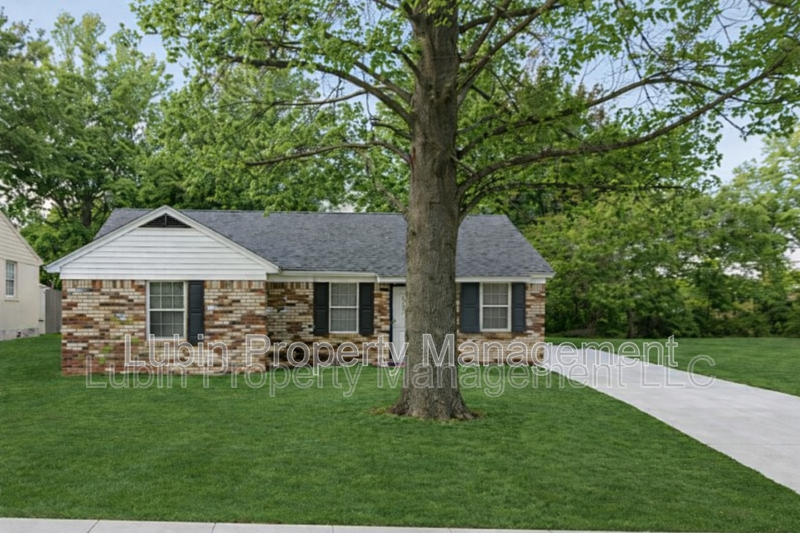 Memphis House: 4298 Indian Bend Ln