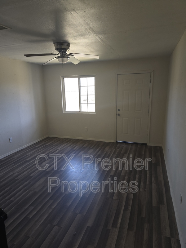 Killeen Condo: 1209 N 10th St Killeen, TX 76541