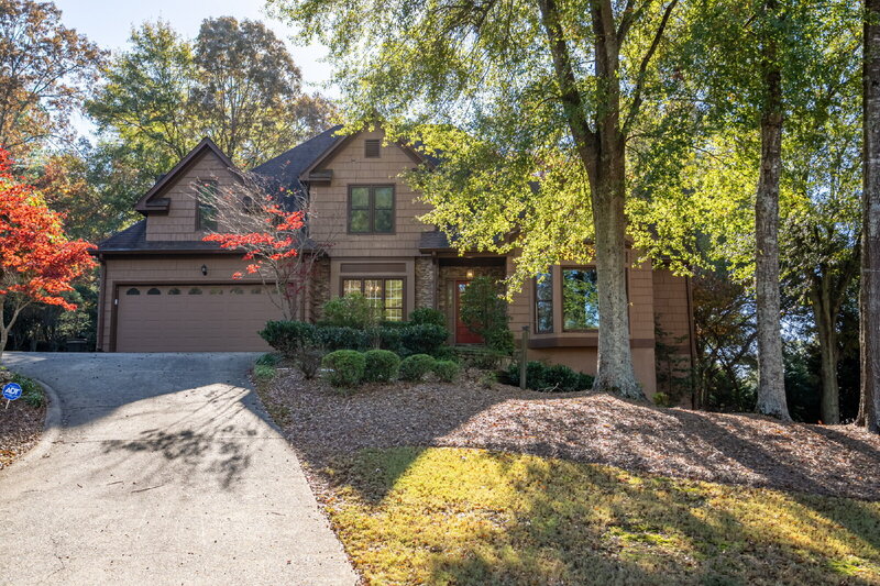Cartersville House: 3 Buckingham Court