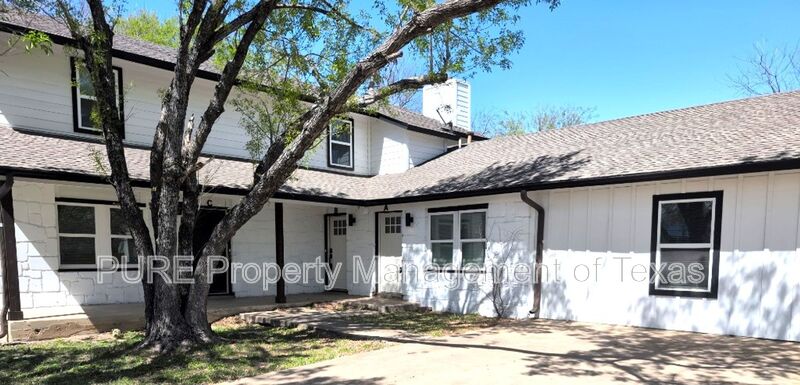 Austin House: 3413 Lynridge Dr